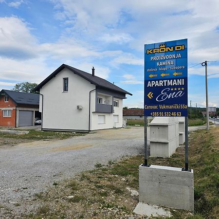Ferienwohnung Ena1 & Ena2 -Big Free Parking Karlovac Exterior foto