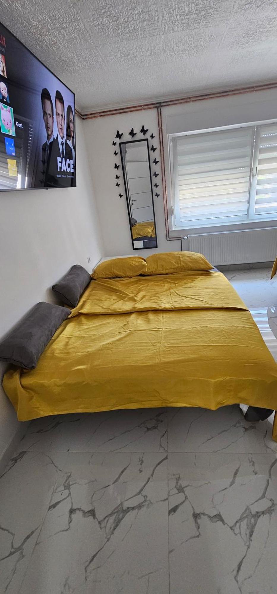 Ferienwohnung Ena1 & Ena2 -Big Free Parking Karlovac Exterior foto