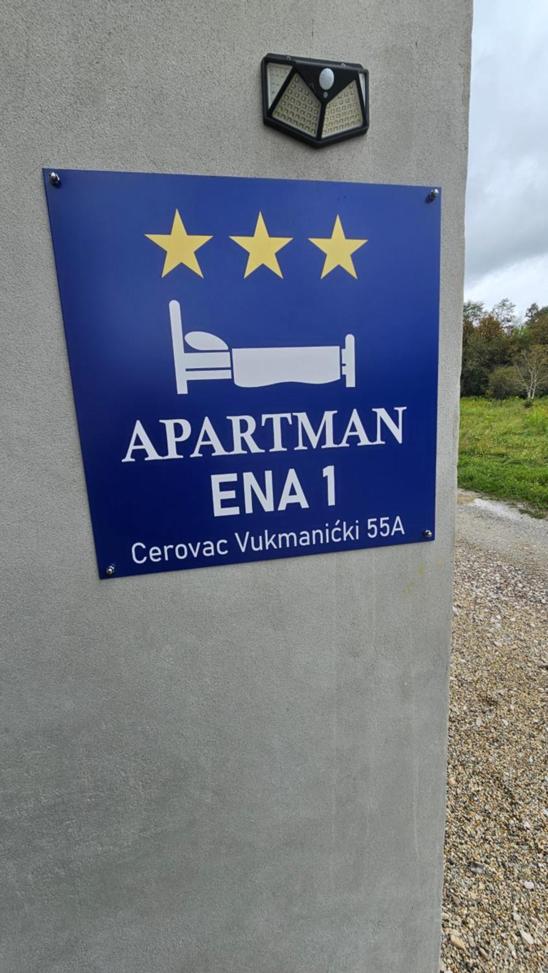 Ferienwohnung Ena1 & Ena2 -Big Free Parking Karlovac Exterior foto